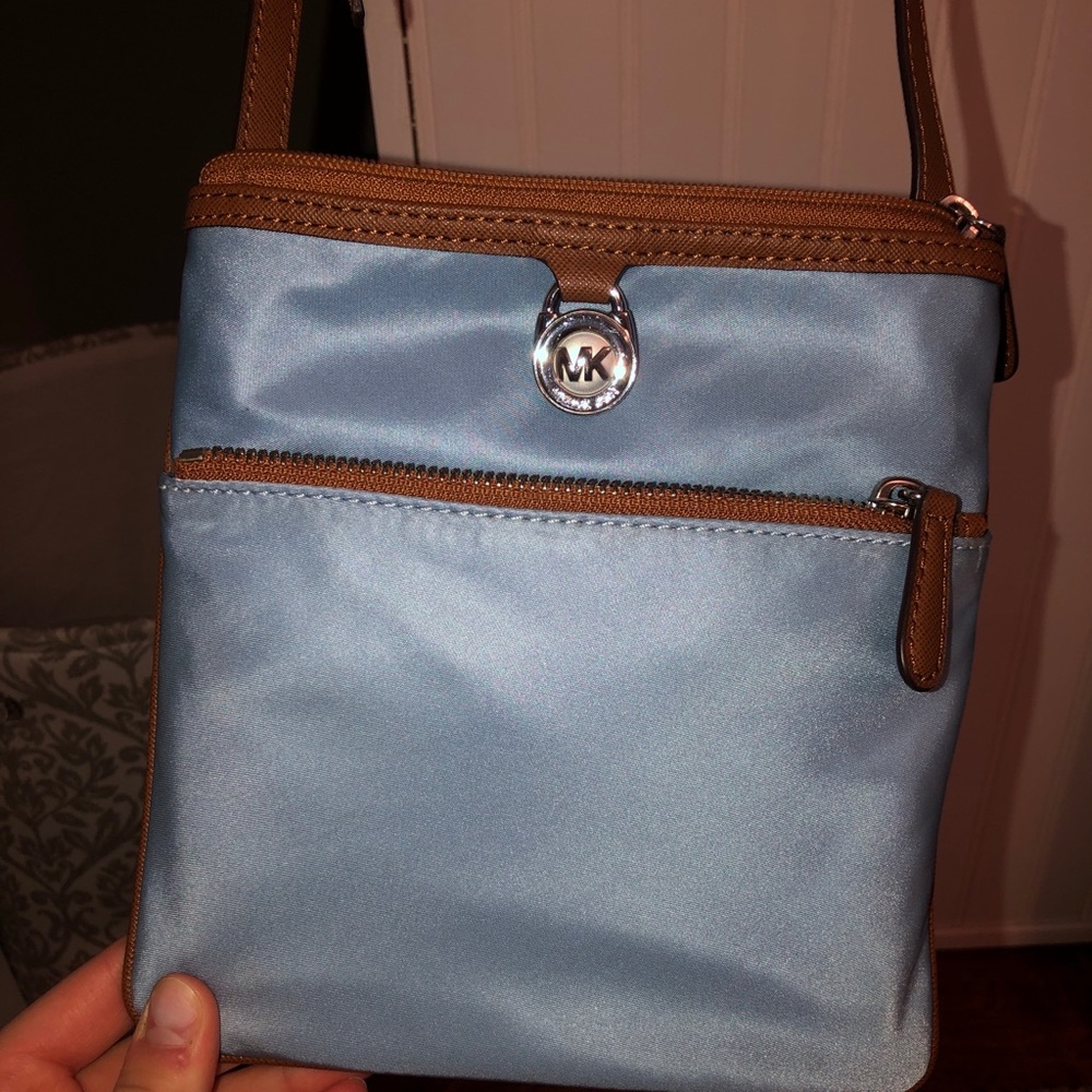 BRAND NEW Michael Kors purse